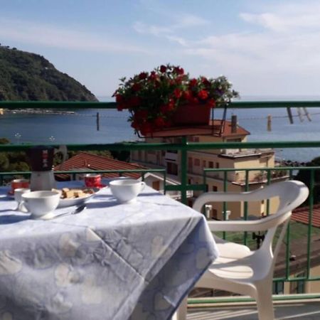 Splendido Appartamento Vista Mare Леванто Экстерьер фото
