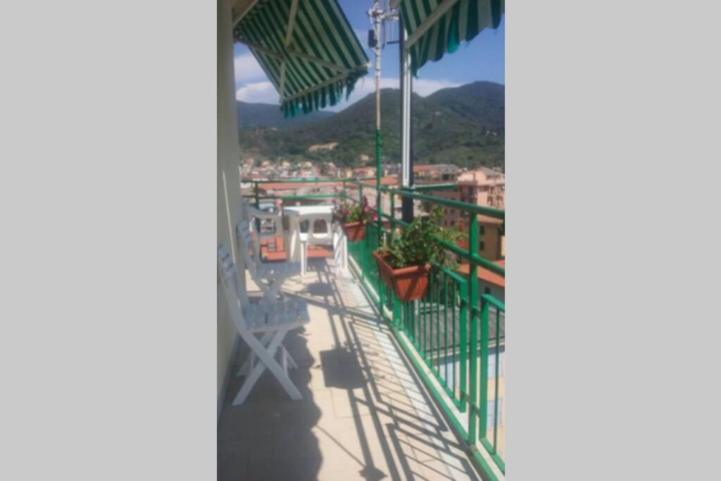Splendido Appartamento Vista Mare Леванто Экстерьер фото